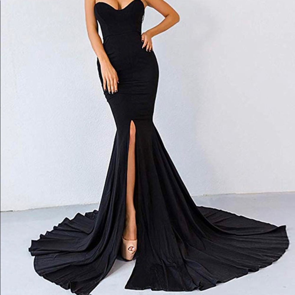 Black Strapless Mermaid Gown